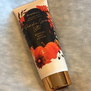 Pumpkin Spice Latte Scented Body Lotion 8oz NWT Body Muse Pro w essential oils